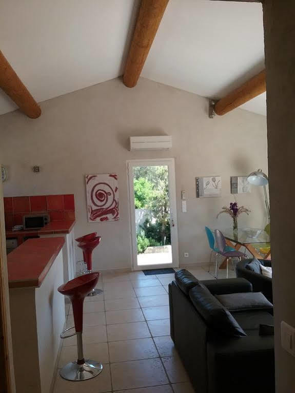 基奈马斯度假屋 Saint-Rémy-de-Provence 外观 照片